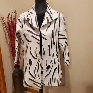 Patchington Black and White Abstract Printed Blazer